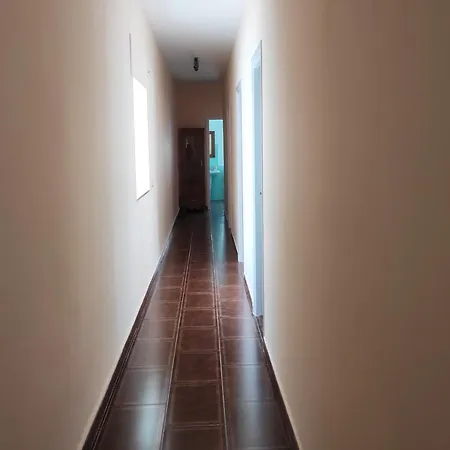 Apartament Turistico Ana Maria Torreperogil